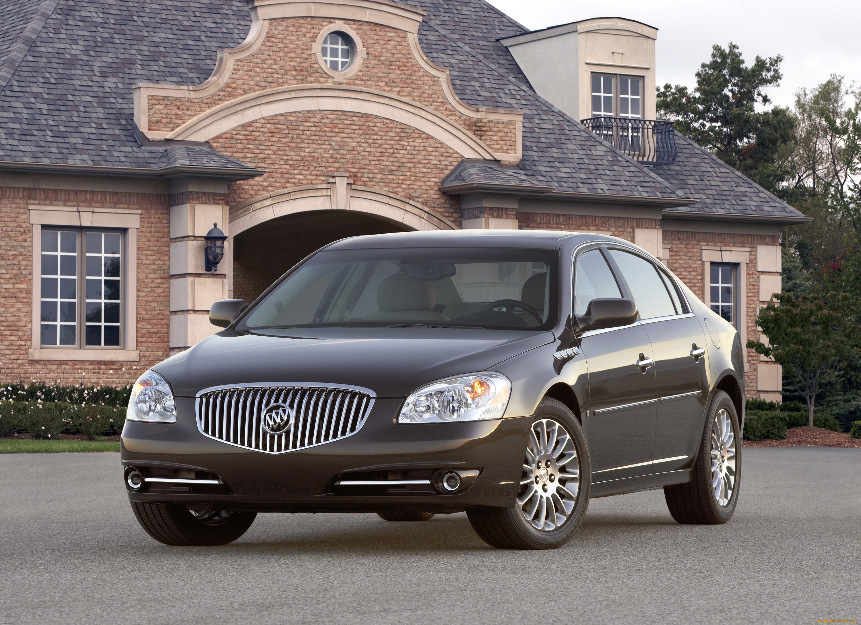 Бьюик машина. Бьюик 2008. Buick Lucerne 2008. Бьюик 2008г седан. Buick Lucerne 2011.